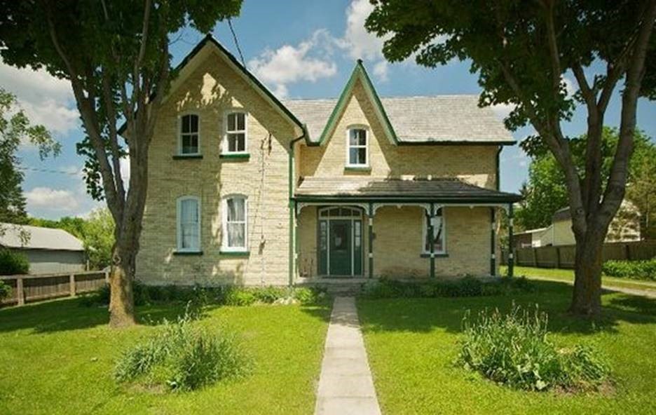 Lucy Maud Montgomery Homes To See In Ontario